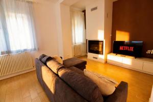 Villa Lucchetta - Tre Camere e Appartamento con parcheggio Interno