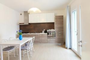 Villa Lucchetta - Tre Camere e Appartamento con parcheggio Interno