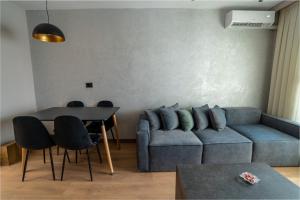 The Red Tile - Sweet Escape Apartments