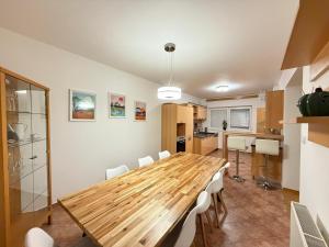 Celý dům v klidné části města, parkování zdarma