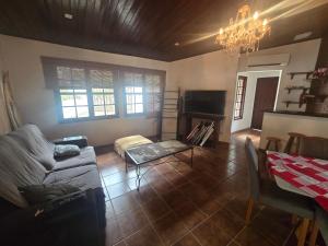 Sua casa de férias com piscina em Maresias