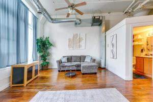 Steps to Riverwalk! City-View Condo in Corktown