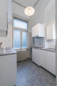 Toscana Carpiano Penthouse Duomo - Via Spadari 20123 Milano
