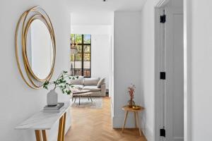 Clinton by Rove Travel 3BR Duplex with Backyard