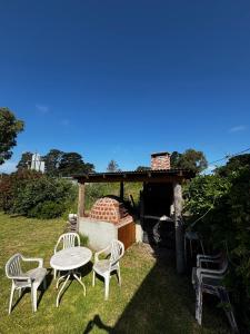 Chalet con amplio parque en Acantilados