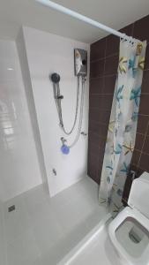 Amazing 2 bedrooms, near MRT Ratchada, Bangkok