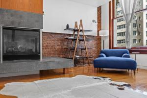 Rialto VI by RoveTravel3BR Expansive Mega Loft