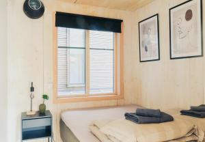 Cool downtown apartment with 3 bedrooms!