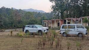 Corbett Jungle Inn,Riverside Forest Camp ,,Muhan,Dhikala Range opposite Mohan Eco Safari Zone Jim Corbett National Park, Ramnagar