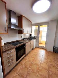 Apto en Cullera con terraza, piscina, parking y wifi gratis