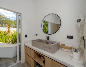 Antemar Guest, Beach bungalow near Conchal