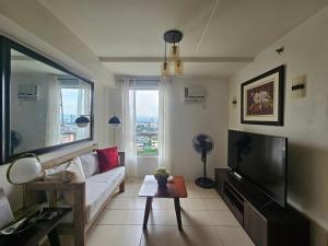 Cozy 3-Bedroom Condo in Urban Deca Homes Ortigas Extension, Pasig