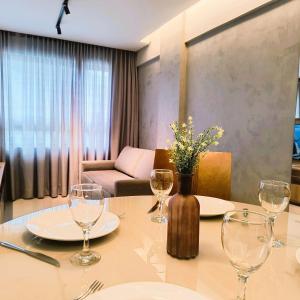 Rio Park Avenue, Studio 4 - by TRH Home Stay