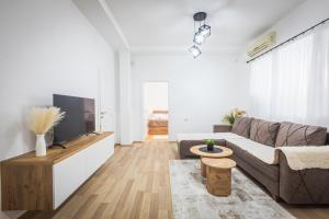 Home Apartment