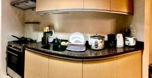 Entire 2BR apartment in BGC