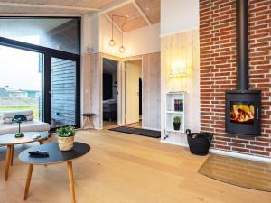 6 person holiday home in Løkken