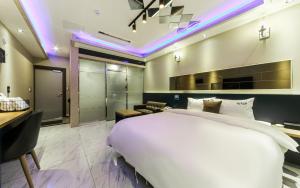 Today Drive-in Motel