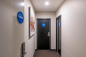 MainStay Suites Hawthorn