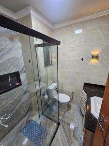 Apartamento NOVO Completo - Ar, Wi-Fi, Garagem e Churrasqueira