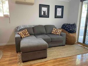 Mandurah Modern spacious apartment, Airconditioned, WIFI & coffee machine Single Room suite