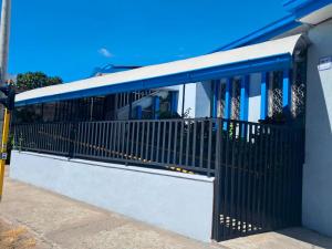 Airport Nest Costa Rica Hotel