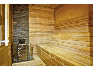 Oasis in Zona T with 2 Queen Beds, Pool, Sauna & Gym