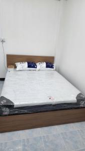 หลังมอ บิวตี้ อพาร์ตเมนต์ เปลี่ยนชื่อเป็นหลังมอ อพาร์ทเมนท์สามสาว ห้องพักจะอยู่ในทาวเฮ??