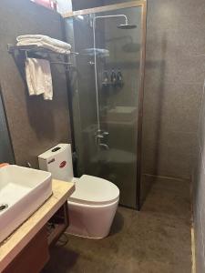 Đào Hoa Hotel Love