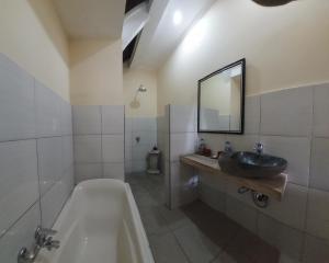 Sumirtas House Bale Dauh