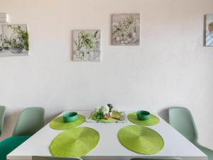 Apartment with air conditioning