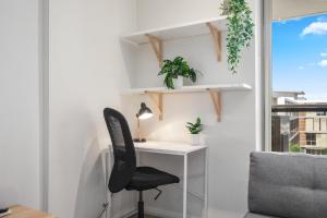 Silverwater Stay Near Parks and Cafés