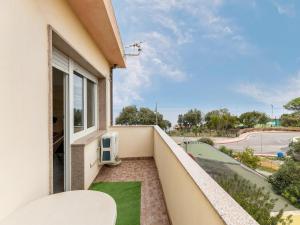 Apartment with air conditioning and terrace