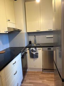 Cozy Apartment nearby Airport