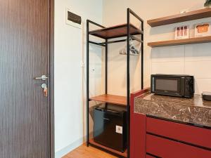 NEW Studio Mampang with City View and Netflix