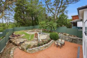 Modern Family 5BR Home at Chatswood