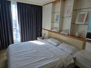 Silom Sala Daeng Sathon Upscale Condo