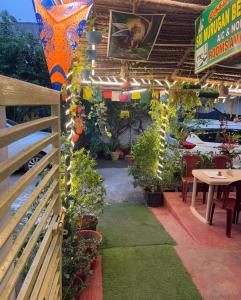 Sri Murugan Beach Paradise Hotel