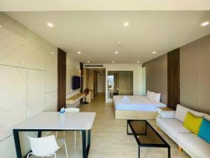 Gold Coast Nha Trang Luxury Apartment - Ocean View