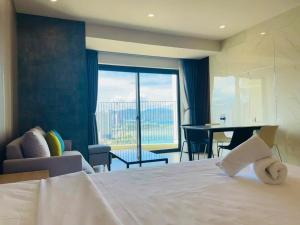Gold Coast Nha Trang Luxury Apartment - Ocean View