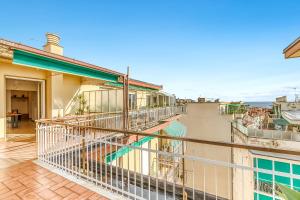 Penthouse Vista Mare E Monti Centro Sr - Happy Rentals