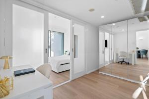 Surfers Paradise Ocean Retreat with Parking