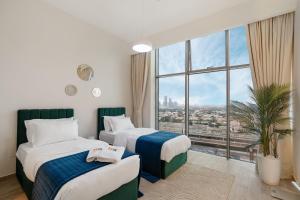 Luxury 2BR in Mada Residences - Walk to Dubai Mall