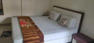 POP 84163F Hotel Bidhans Inn