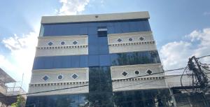 POP 83614E Hotel Chitra Chouraha