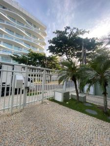 Flat 100 metros da Praia do Recreio