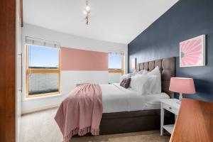 Cityscape MCR Skyline- 2BR, free parking, views