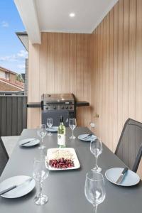 Saltwater Escape - Live the Sand and Surf Lifestyle