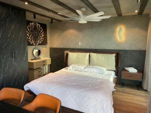 Jasmin 7- Peaceful Retreat with Jacuzzi in Hyderabad by Homeyhuts