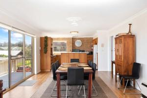 Rennies Beach Escape "Carinya"