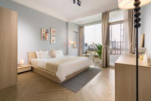 Chill Hill Staycation